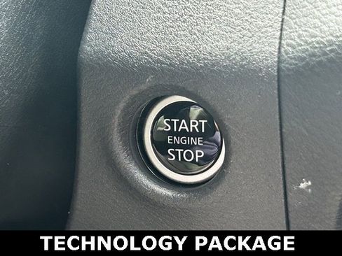 Used 2024 Nissan Frontier Pro-X w/ Technology Package image 26