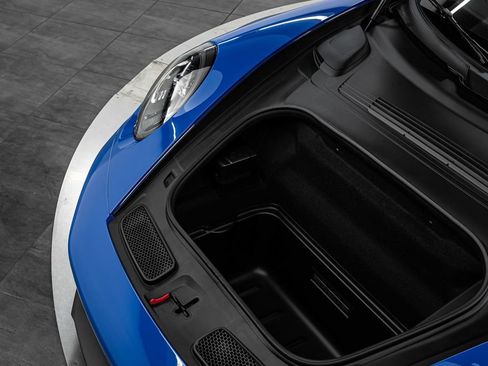 Used 2025 Porsche 911 GT3 image 11