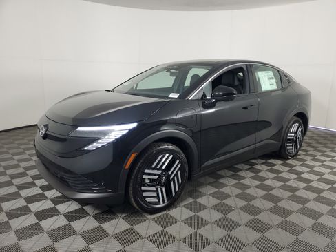 New 2026 Nissan Leaf SV+ w/ Floor Mat Package (SV+) image 8