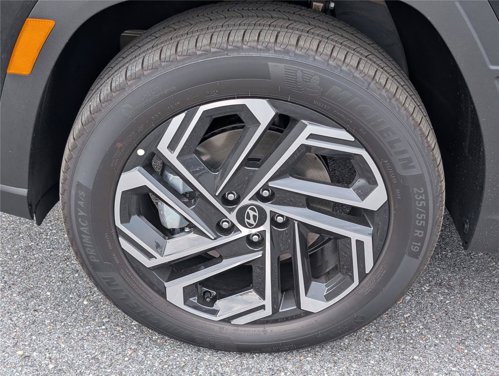 New 2026 Hyundai Tucson Limited AWD/4WD image 8