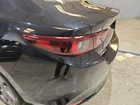 New 2026 MAZDA MAZDA3 2.5 S Sedan w/ Preferred Pkg image 36