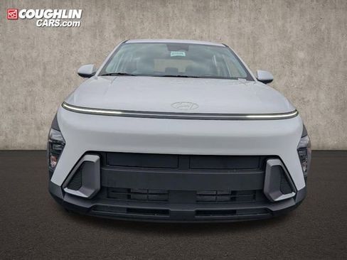 New 2026 Hyundai Kona SE image 2