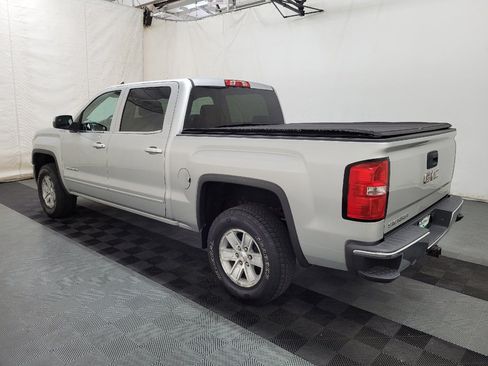 Used 2015 GMC Sierra 1500 SLE w/ SLE Value Package AWD/4WD image 3