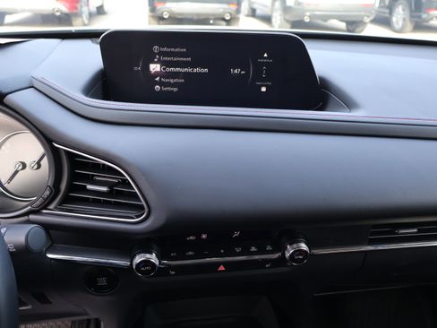 Certified 2025 MAZDA CX-30 AWD 2.5 S w/ Preferred Package image 24