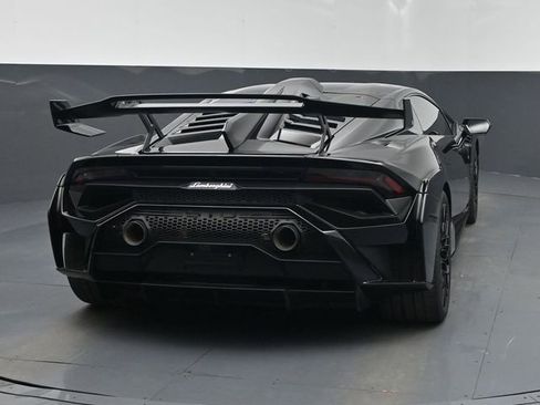 Used 2022 Lamborghini Huracan STO RWD image 28