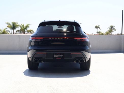 Certified 2026 Porsche Macan AWD/4WD image 10