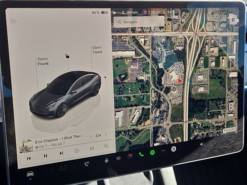 Used 2023 Tesla Model 3 Standard Range image 17