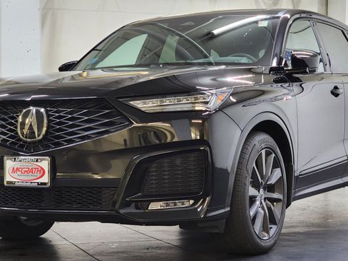Used 2025 Acura MDX A-Spec AWD/4WD image 11