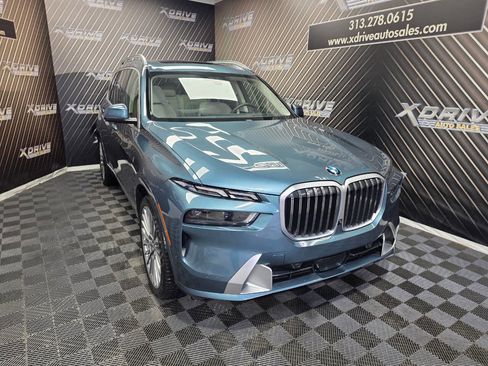 Used 2024 BMW X7 xDrive40i w/ Executive Package AWD/4WD image 7