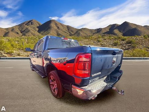 Used 2023 RAM 1500 Laramie AWD/4WD image 3