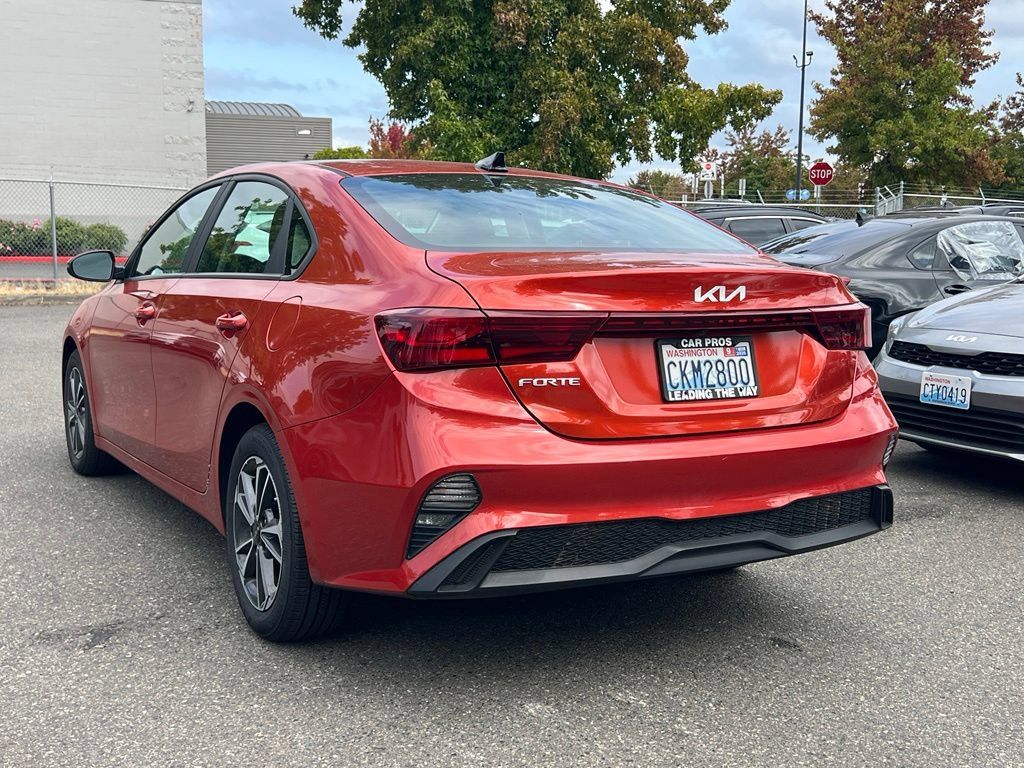 Certified 2023 Kia Forte LXS w/ LXS Technology Package FWD image 11