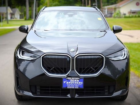 Used 2025 BMW X3 xDrive30i AWD/4WD image 2