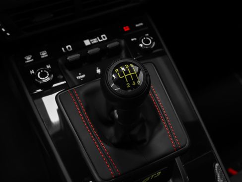 Certified 2026 Porsche 911 GT3 RWD image 64