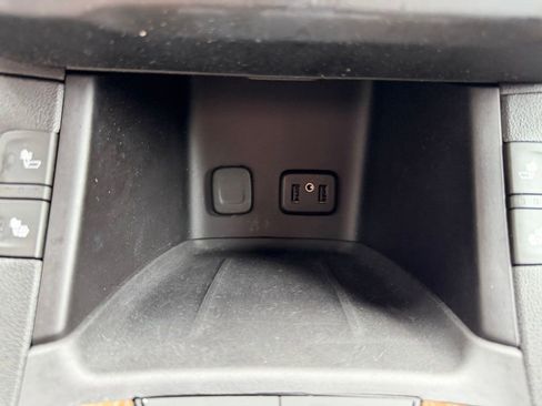 Used 2019 GMC Acadia SLE w/ Driver Alert Package I image 31