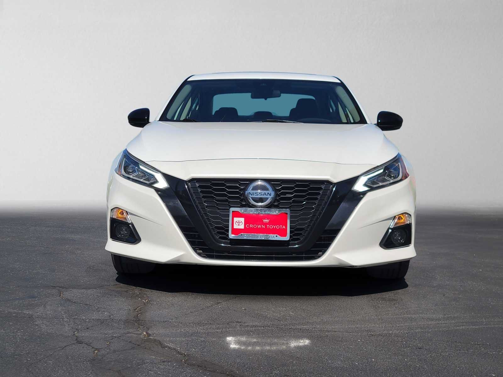 Used 2022 Nissan Altima 2.5 SR w/ Midnight Edition Package FWD image 8