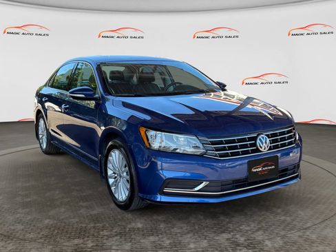 Used 2016 Volkswagen Passat 1.8T SE FWD image 5