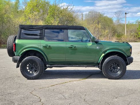 Used 2023 Ford Bronco Outer Banks AWD/4WD image 4