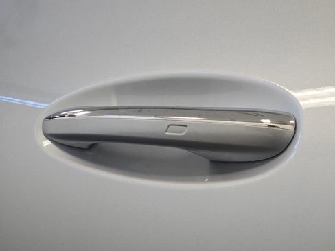 New 2026 Mercedes-Benz GLC 350e 4MATIC image 22