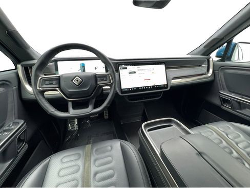 Used 2024 Rivian R1S Adventure AWD/4WD image 39