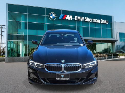 Used 2026 BMW 330i Sedan w/ Convenience Package RWD image 2