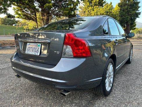 Used 2011 Volvo S40 T5 w/ Preferred Pkg FWD image 14
