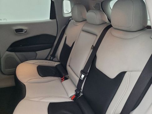 Used 2021 Jeep Compass Limited image 18