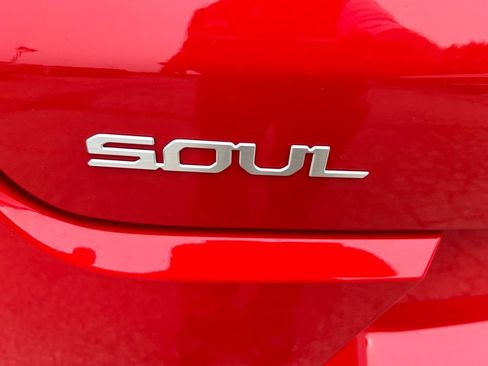 Certified 2023 Kia Soul S FWD image 30