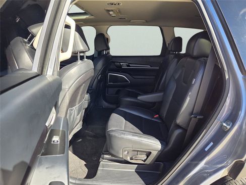 Used 2024 Kia Telluride S w/ S Sunroof Package FWD image 29