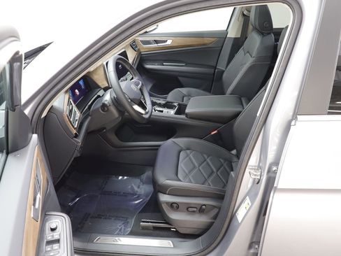 New 2026 Volkswagen Atlas SE image 6