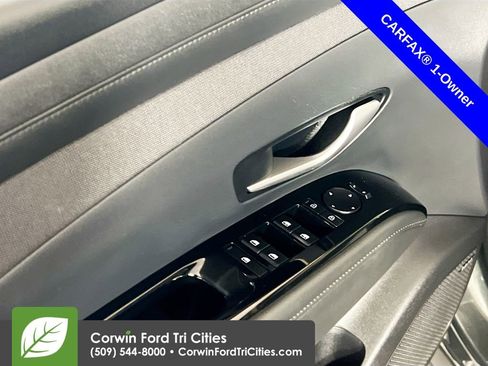 Used 2025 Hyundai Tucson Limited image 12