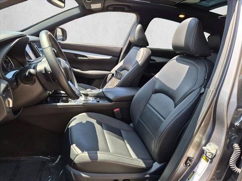 Used 2021 INFINITI QX50 Luxe w/ Appearance Package AWD/4WD image 16