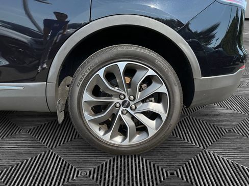 Used 2023 Lincoln Nautilus Reserve AWD/4WD image 14