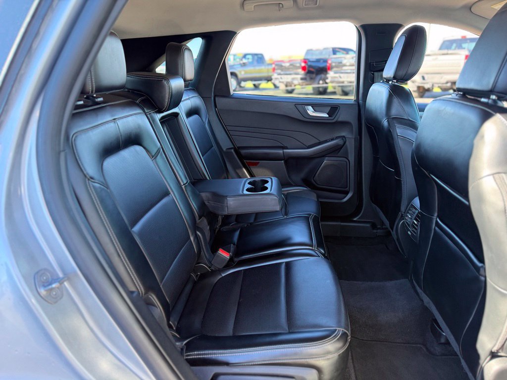 Used 2024 Ford Escape Platinum AWD/4WD image 18