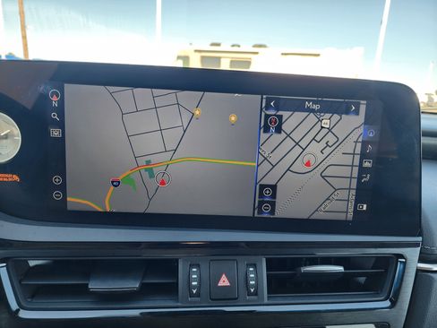 Used 2022 Lexus ES 300h w/ Premium Package image 23