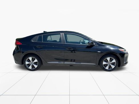 Used 2018 Hyundai Ioniq Plug-In Hybrid FWD image 9