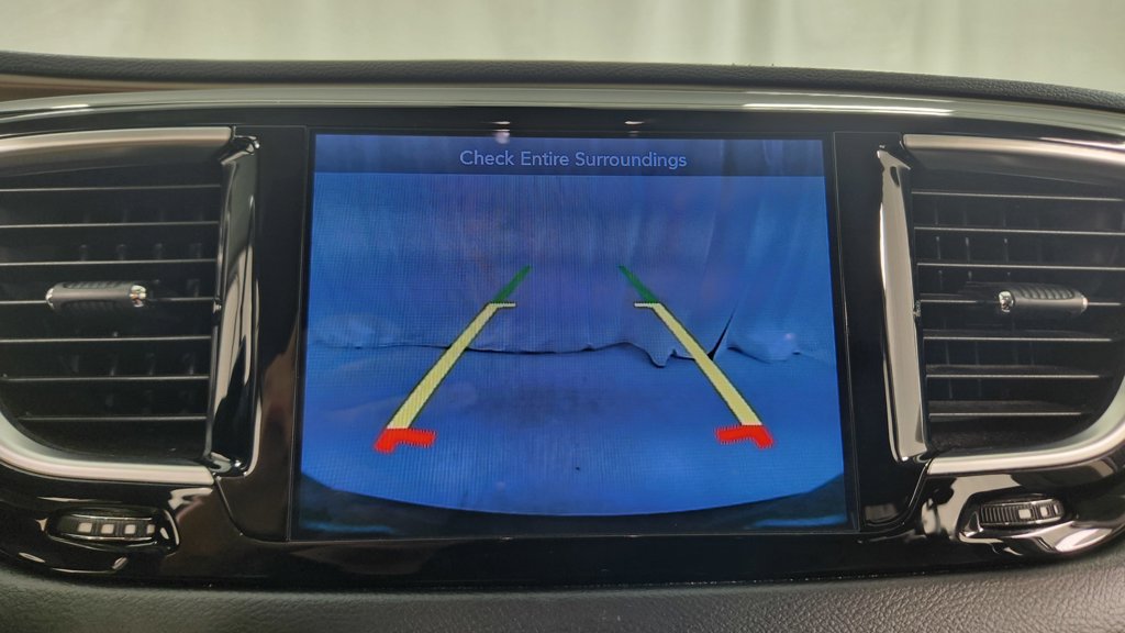 Used 2017 Chrysler Pacifica Touring-L Plus FWD image 31