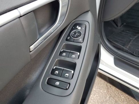 Used 2020 Hyundai Sonata SEL w/ Convenience Package image 17