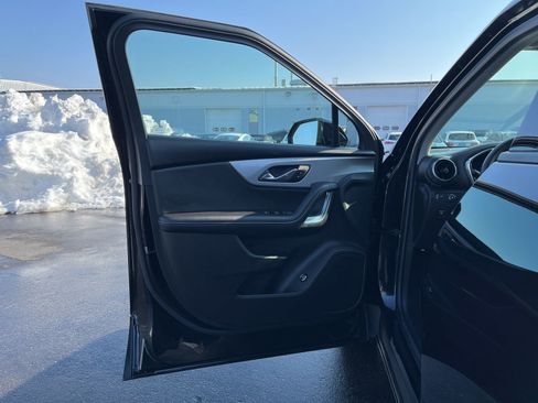 New 2025 Chevrolet Blazer LT w/ Convenience Package image 19