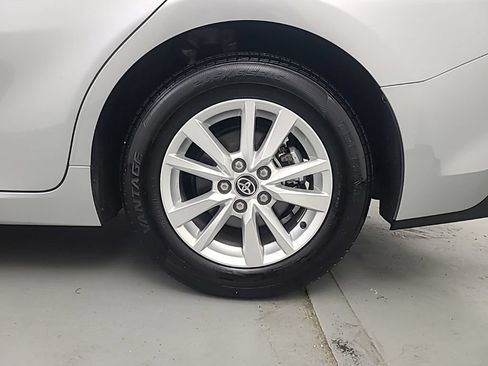 Used 2025 Toyota Camry LE FWD image 10