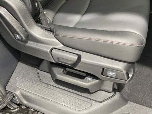 Used 2025 Honda Odyssey Sport-L image 23