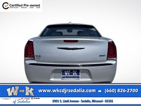 Certified 2023 Chrysler 300 Touring w/ Sport Appearance Package RWD image 5