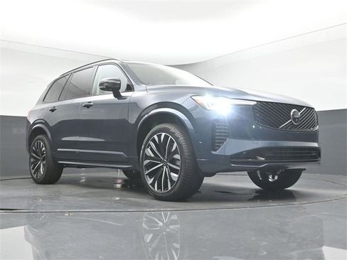 New 2026 Volvo XC90 B6 Ultra w/ Protection Package Premier image 43