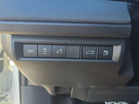 New 2026 Toyota Camry SE image 25