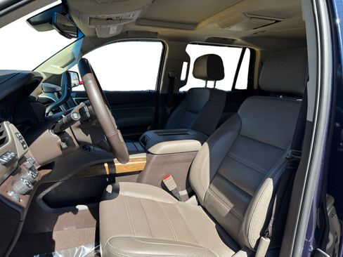 Used 2019 GMC Yukon Denali w/ Open Road Package image 9
