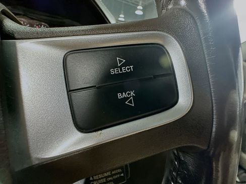 Used 2011 RAM 2500 Laramie image 32