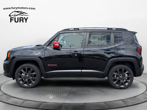 Used 2023 Jeep Renegade Latitude AWD/4WD image 7
