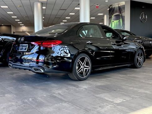Used 2025 Mercedes-Benz C 300 Sedan image 3