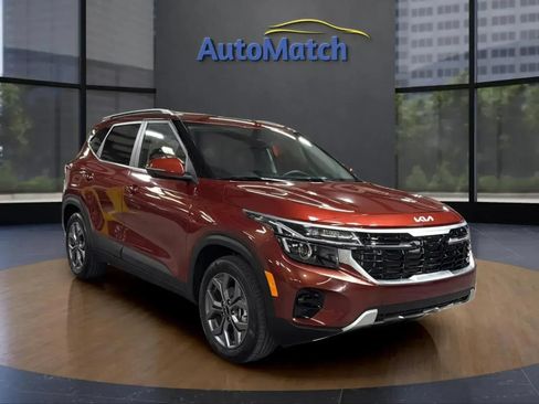 Used 2024 Kia Seltos S FWD image 1
