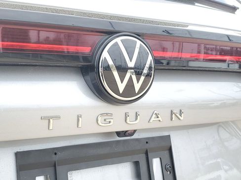 New 2026 Volkswagen Tiguan S FWD image 6