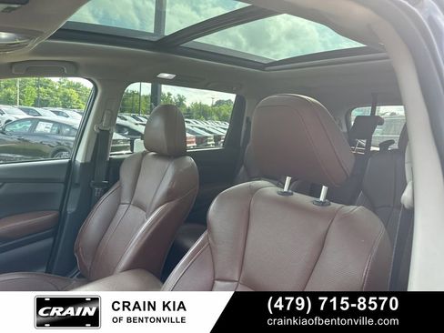 Used 2019 Subaru Ascent Touring w/ Popular Package #2 AWD/4WD image 4